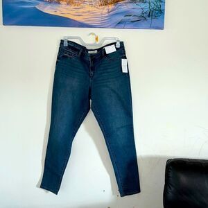 Jessica Simpson kiss me skinny jeans 16/33 NWT